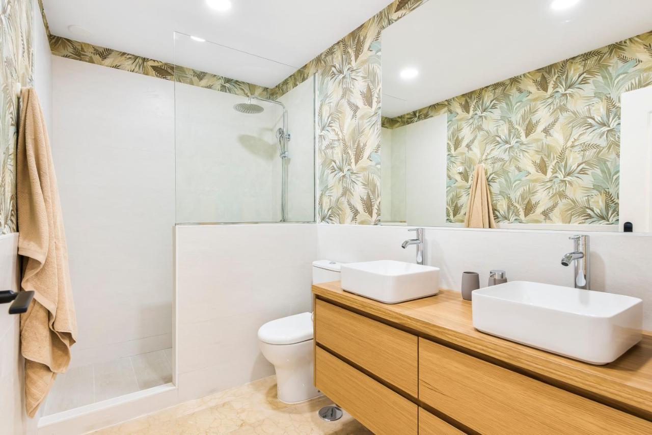 Beach Apartment With Terrace And Private Parking Radazul Bagian luar foto